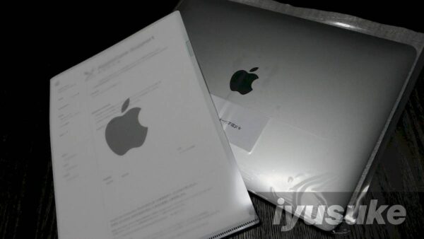 Macbook Pro バックライト修理 2