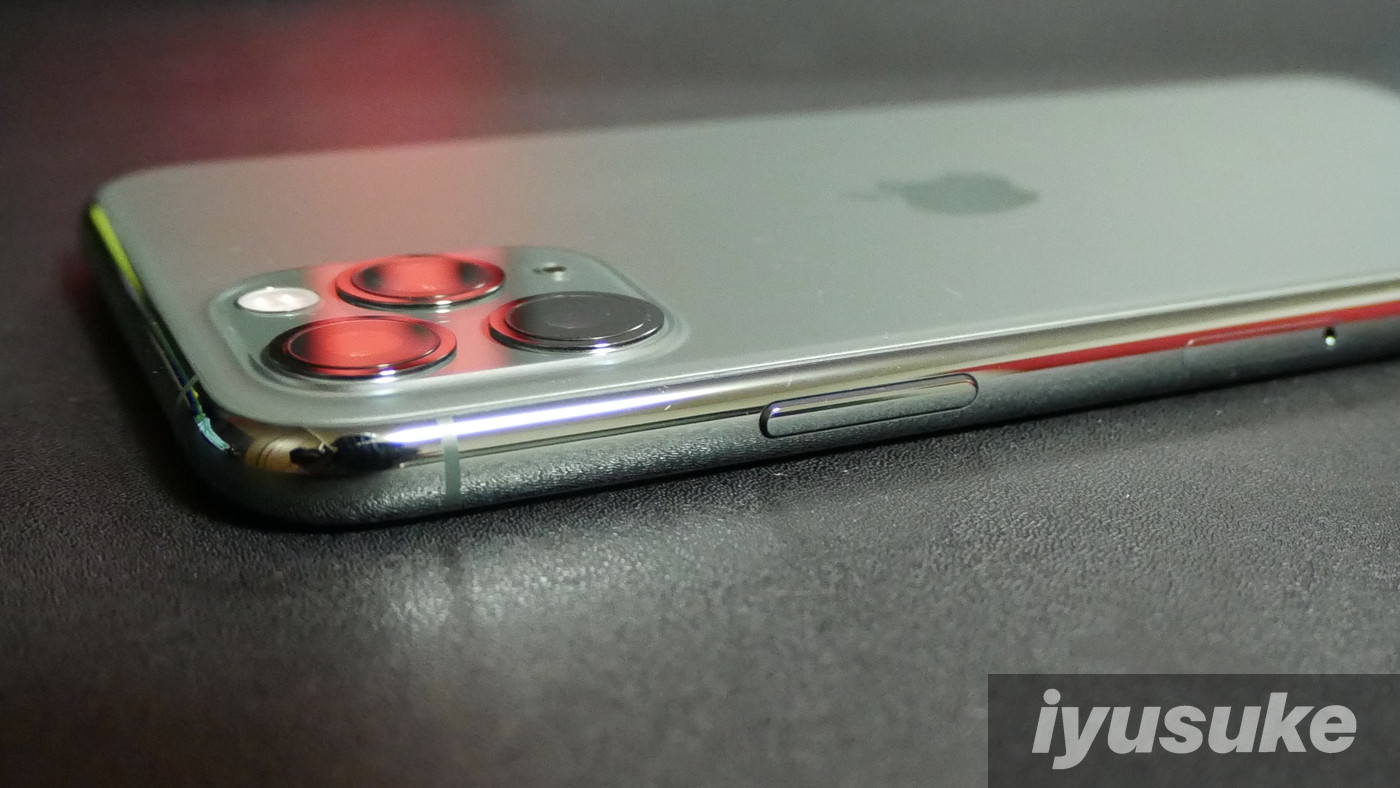 iPhone 11 Pro Max カメラの出っ張り