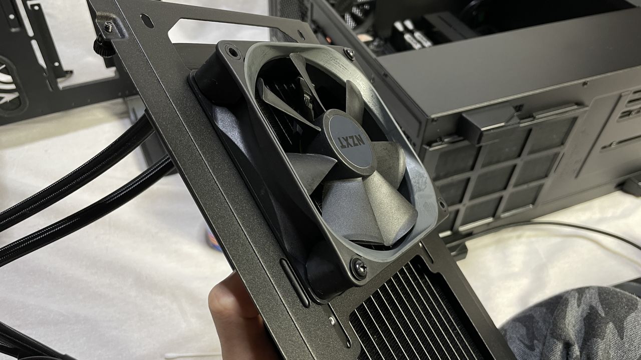 ミドルタワーpcケース Nzxt H510 をレビュー シンプルで組み立てやすくて最強におすすめ Iyusuke Yusukemiyamotoのブログ