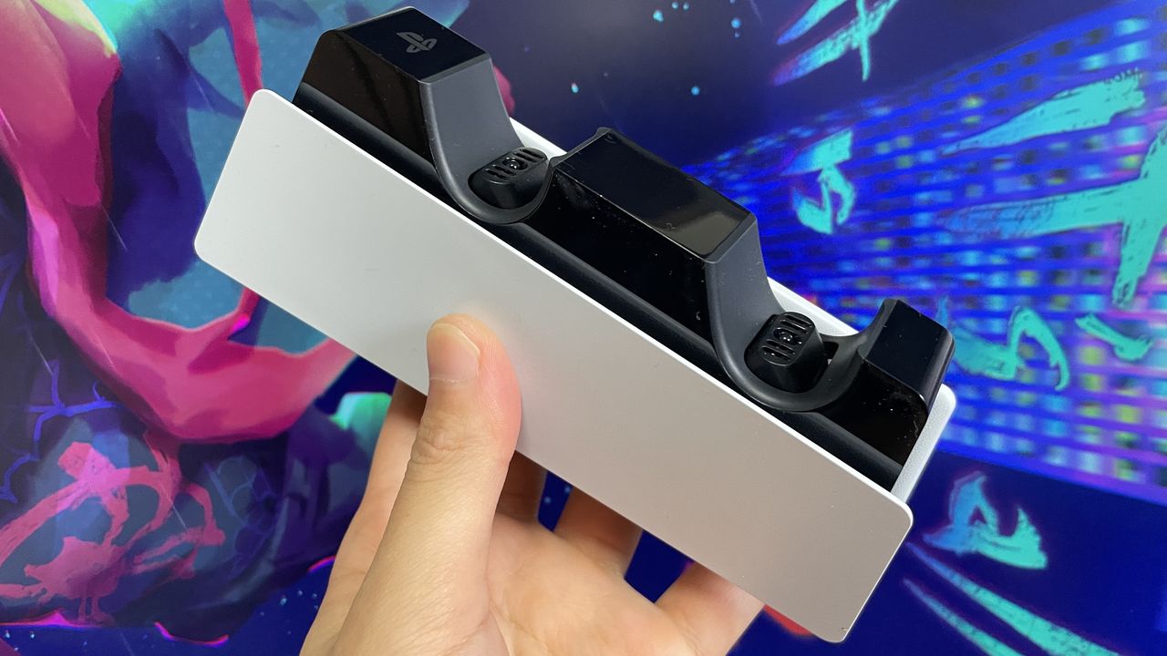 レビュー】PS5におすすめすぎる周辺機器の筆頭！デュアルセンス充電スタンド( CFI-ZDS1J) | iyusuke  -YusukeMiyamotoのブログ-