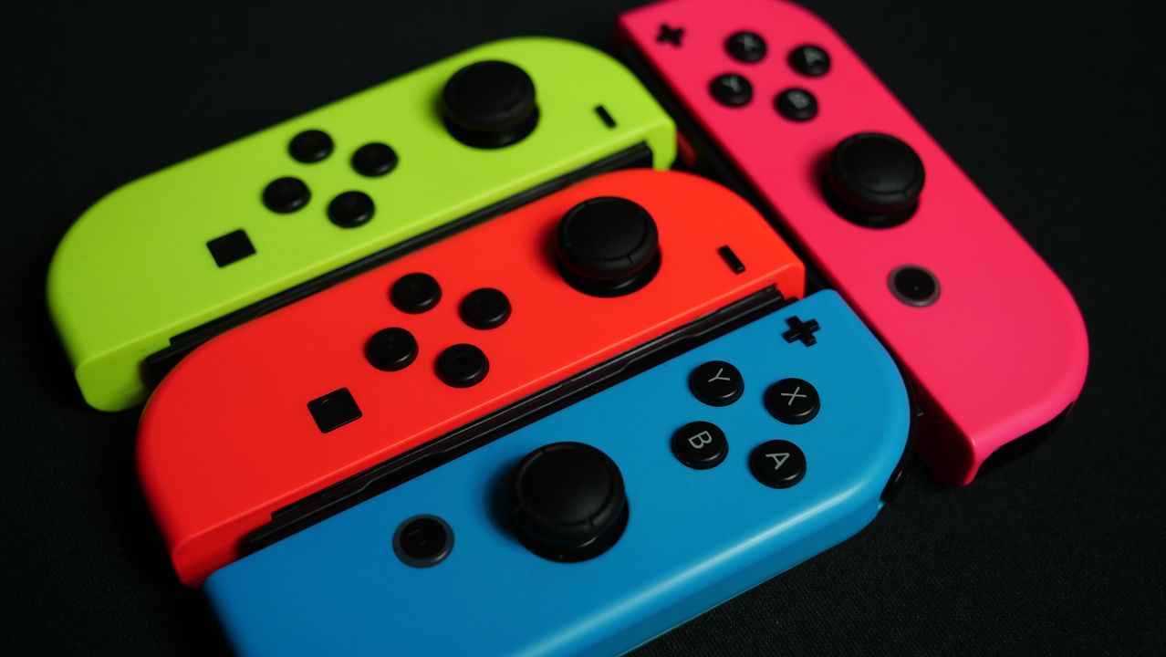 レビュー 今から始める Nintendo Switch 任天堂スイッチ デザインや機能 性能を写真多めでおさらい Iyusuke Yusukemiyamotoのテックブログ