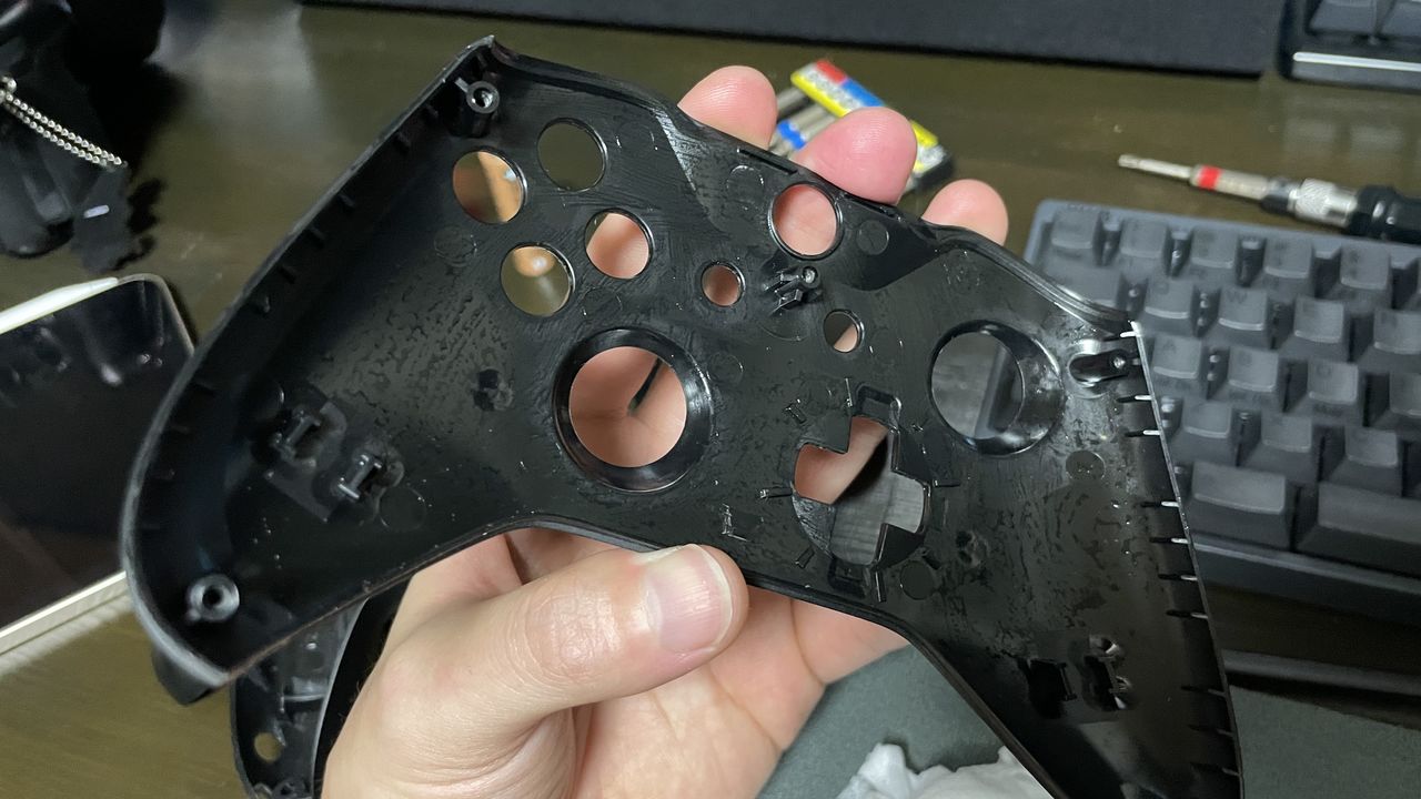 Xbox Wireless Controllerの Lb Rbボタン が効かない ちょこっと分解して掃除したら治るかも Iyusuke Yusukemiyamotoのテックブログ