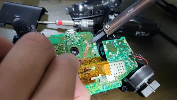 Xboxワイヤレスコントローラー LB/RBボタン はんだ修理
