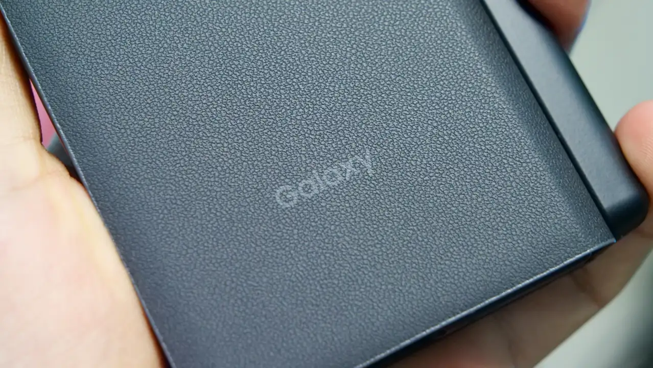 スマホアクセサリー その他 Galaxy Z Fold3 5G用の純正ケースカバー「Flip Cover with Pen」を 