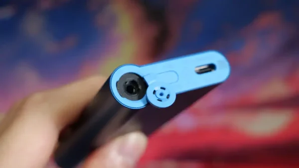 glo hyper air グローハイパーエア 底面の充電用USB-C端子と掃除ホール
