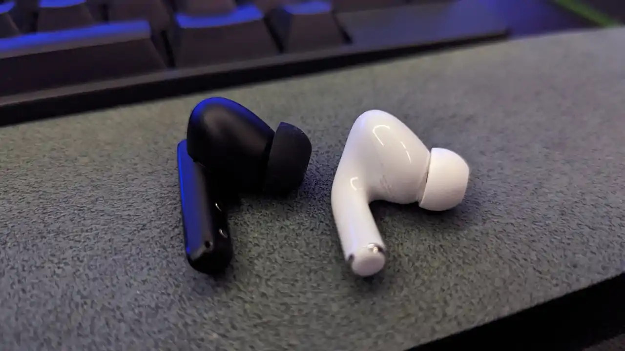 QCY Melobuds ANC(HT05) とAirPods Proを比較