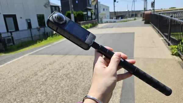  Insta360 見えない自撮り棒 収納時