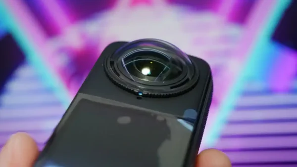 Insta360 X4 レンズガードの正しい向き