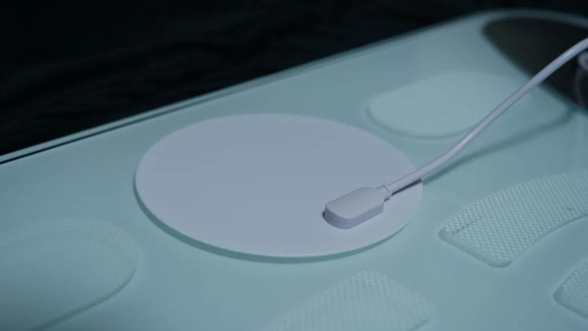 issin Smart Bath Mat 充電している様子